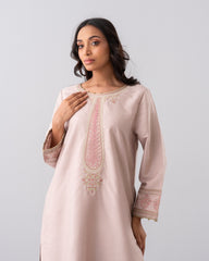 Smart Fit Embroidered Three-Piece Semi-Formal Ethnic Set with Organza Dupatta