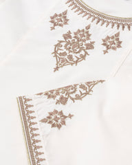 Smart Fit Embroidered Three-Piece Semi-Formal Ethnic Set with Organza Dupatta