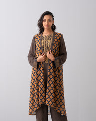 Smart Fit Embroidered Two-Piece Ethnic Set