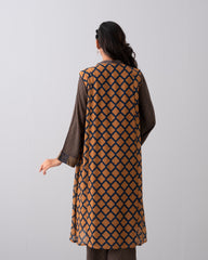 Smart Fit Embroidered Two-Piece Ethnic Set