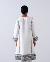 Relaxed Fit Embroidered Three-Piece Formal Ethnic Set