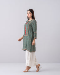 Relaxed Fit All-Over Printed Ethnic Kurti
