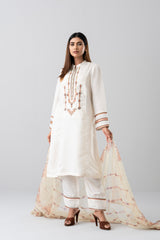 Smart Fit Embroidered Three-Piece Formal Ethnic Set with Organza Dupatta