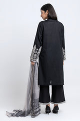 Relaxed Fit Embroidered Three-Piece Lawn