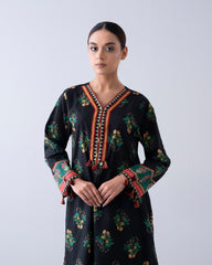 Relaxed Fit Embellished Lawn Kurti