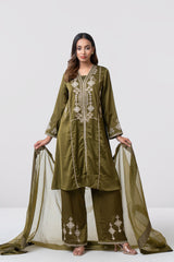 Smart Fit Embroidered Three-Piece Formal Ethnic Set with Organza Dupatta