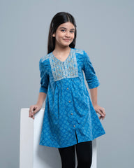 Girls' Embroidered Ethnic Kurti (6-8 Years)