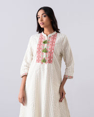 Relaxed Fit Embroidered One-Piece Ethnic Kurta