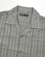 Regular Fit Solid Casual Shirt