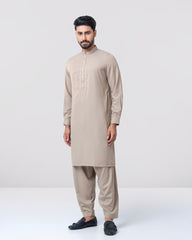 Regular Fit Embroidered Semi-Formal Kabli Set