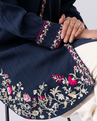 Relaxed Fit Embroidered Ethnic Kurti