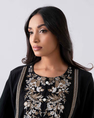 Smart Fit Embroidered Ethnic Kurti