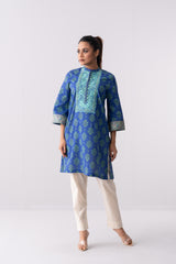 Mid-Length Embroidered Smart Fit Ethnic Kurta