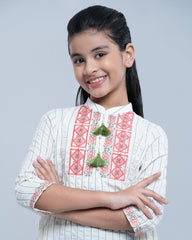 Girls' Embroidered Ethnic Kurta (6-8 Years)