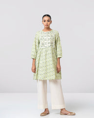Smart Fit Embroidered Ethnic Kurti