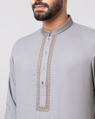 Regular Fit Embroidered Semi-Formal Kabli Set