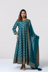 Smart Fit Embellished Two-Piece Formal Ethnic Set with Organza Dupatta