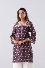 Relaxed Fit Embroidered Ethnic Kurti