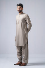 Regular Fit Embroidered Semi-Formal Kabli Set