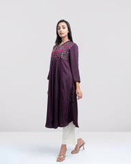 Smart Fit Scallop-Embroidered Satin Ethnic Kurta