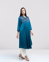 Smart Fit Scallop-Embroidered Satin Ethnic Kurta