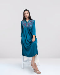 Smart Fit Scallop-Embroidered Satin Ethnic Kurta