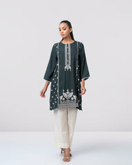 Smart Fit Embroidered Ethnic Kurti