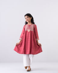 Girls' Embroidered Ethnic Kurti (6-8 Years)