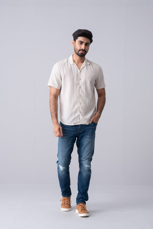 Regular Fit Solid Casual Shirt with Lapel Collar