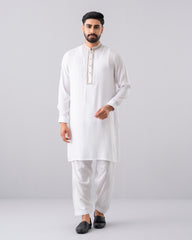 Regular Fit Embroidered Semi-Formal Kabli Set