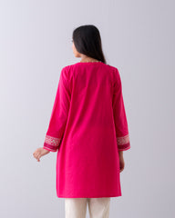 Relaxed Fit Embroidered Ethnic Kurti