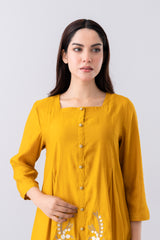 Relaxed Fit Embroidered Ethnic Kurti