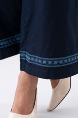 Straight-Cut Embroidered Pants - Mystika