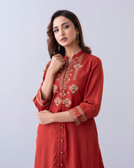 Relaxed Fit One-Piece Embroidered Ethnic Kurta