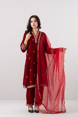 Smart Fit Embroidered Three-Piece Velvet Ethnic Set with Organza Dupatta