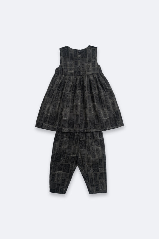 Newborn Girls' Ethnic Set (6-18 Months)