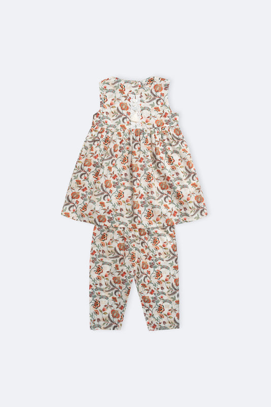 Newborn Girls' Ethnic Set (6-18 Months)