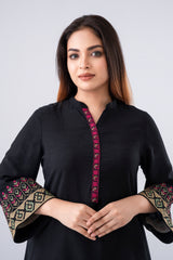 Smart Fit Embroidered Ethnic Kurti