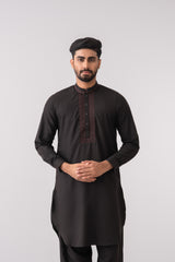 Regular Fit Embroidered Formal Kabli Set