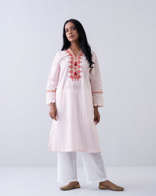 Relaxed Fit Embroidered One-Piece Ethnic Kurta
