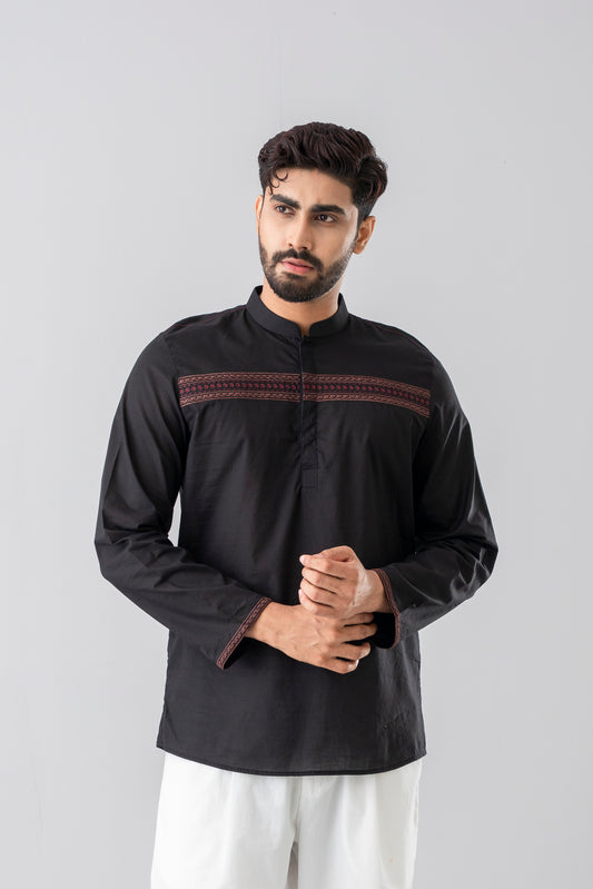 Regular Fit Embroidered Fatua