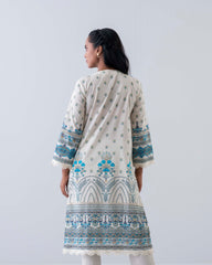 Smart Fit Embroidered Three-Piece Lawn with Chiffon Dupatta