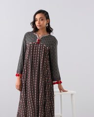 Smart Fit One-Piece Embroidered Ethnic Kurta