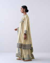 Relaxed Fit Embroidered Three-Piece Formal Ethnic Set