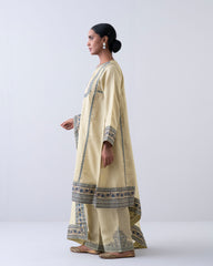Relaxed Fit Embroidered Three-Piece Formal Ethnic Set