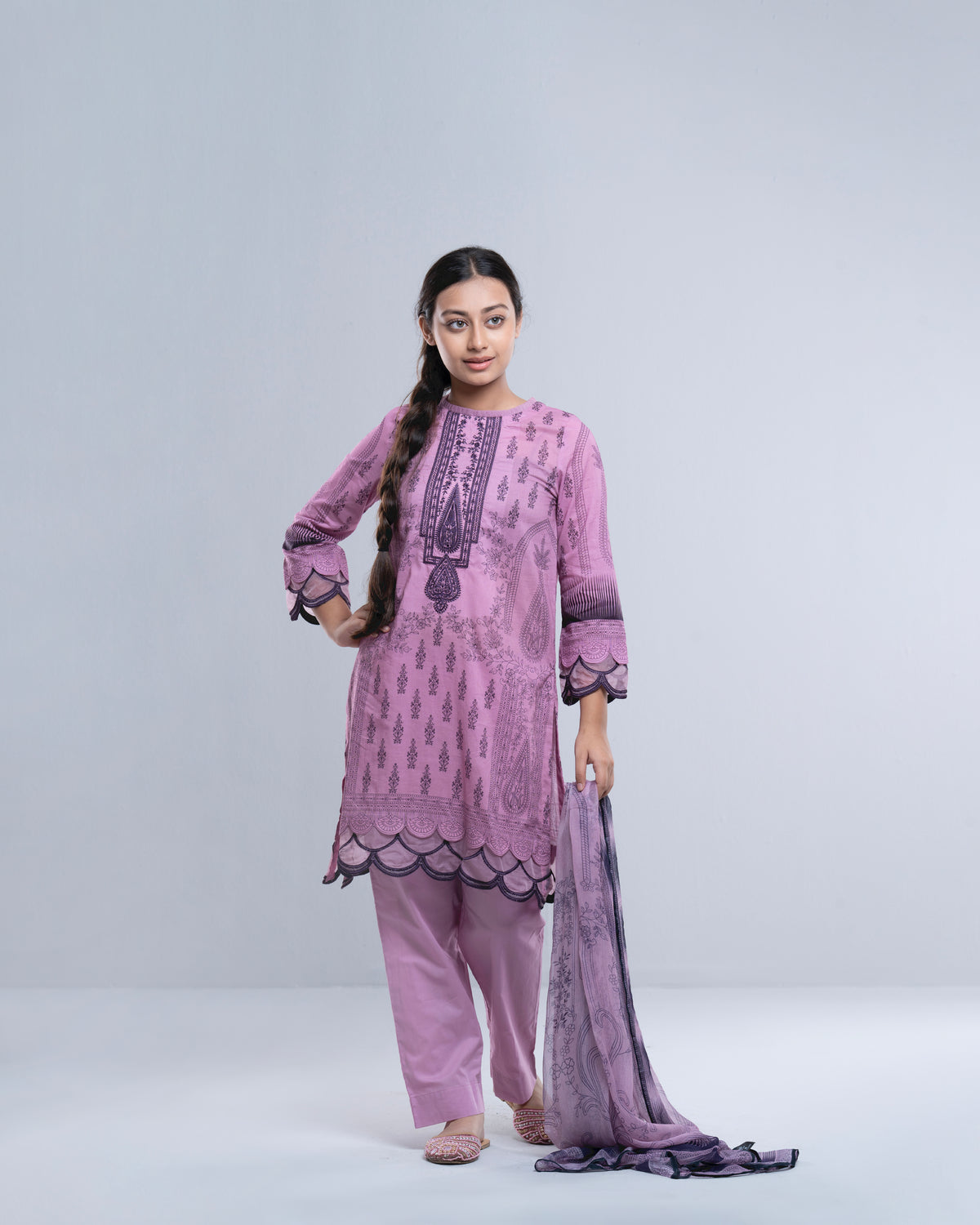 Smart Fit Printed Three-Piece Princess Lawn with Chiffon Dupatta (10-14 Years)