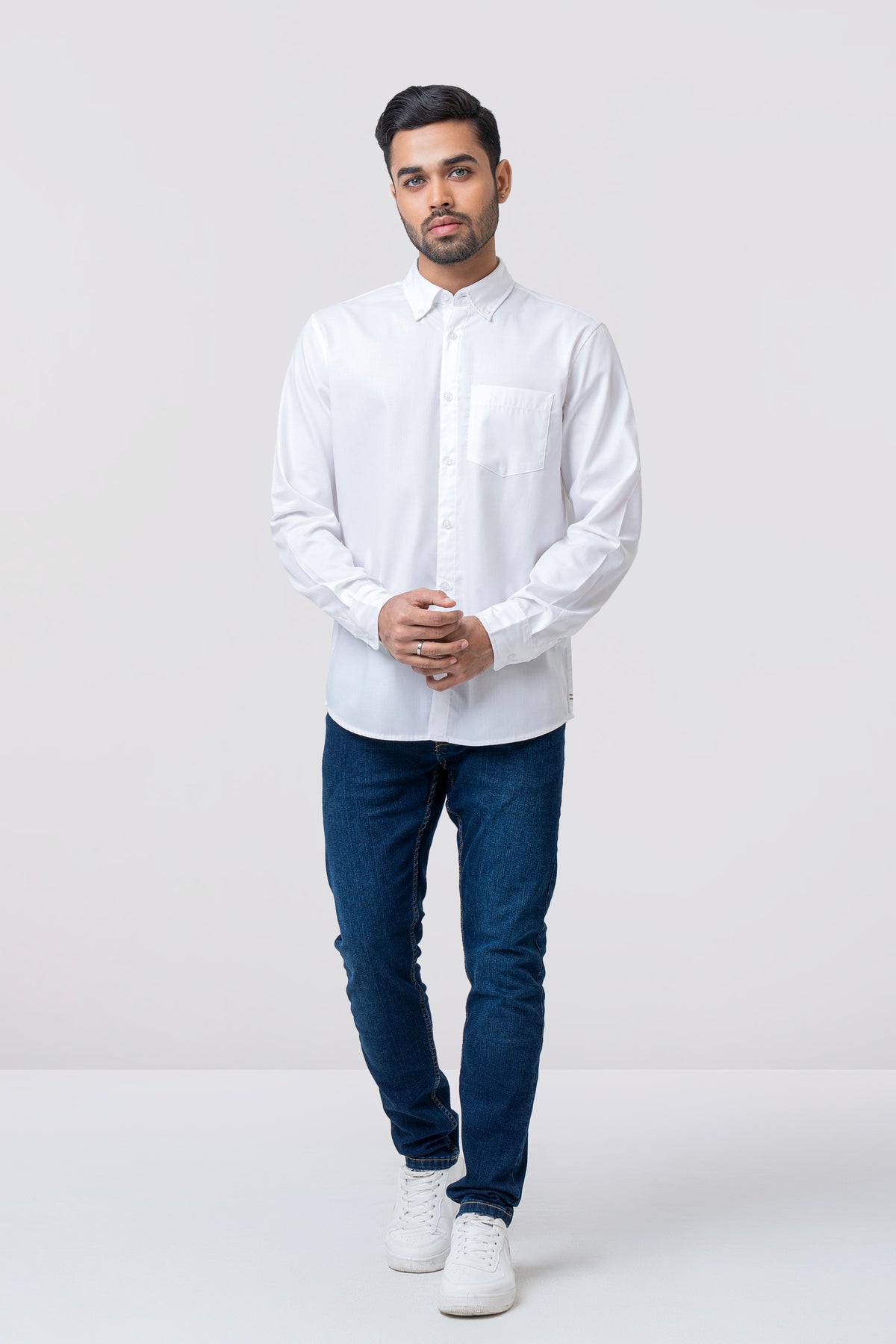 Regular Fit Solid Casual Shirt