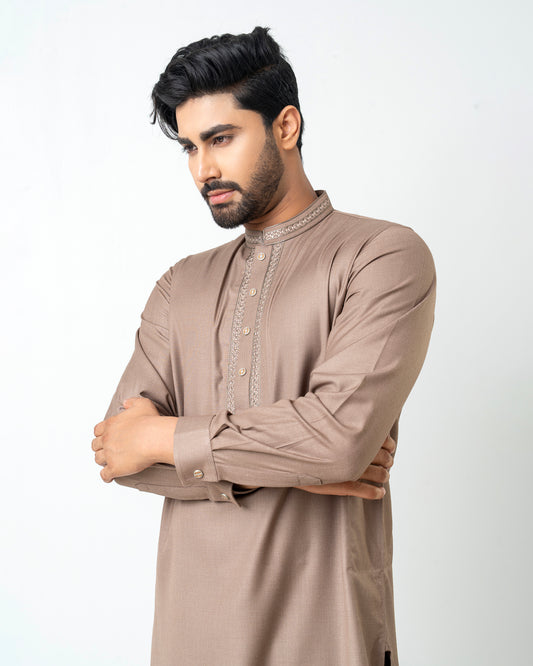 Regular Fit Embroidered Formal Ethnic Kurta Set