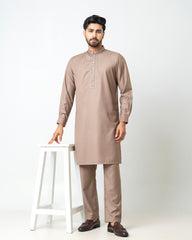 Regular Fit Embroidered Formal Ethnic Kurta Set