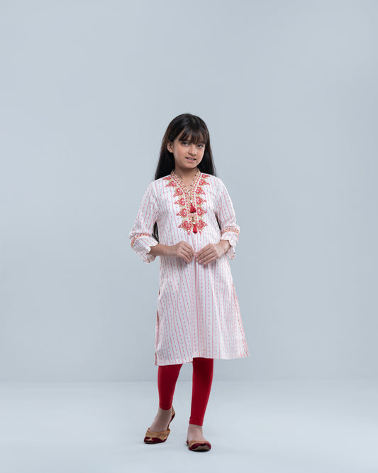 Girls' Embroidered Ethnic Kurti (6-8 Years)